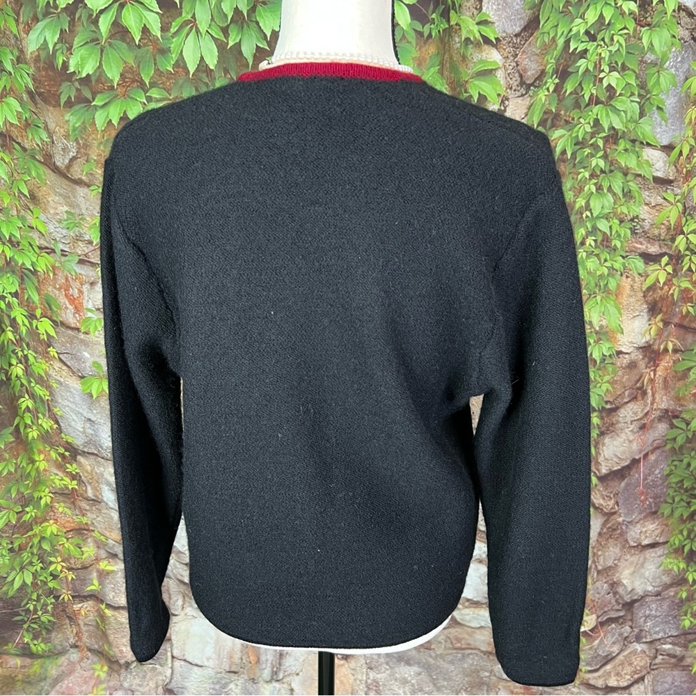 VINTAGE PENDLETON Classic Black and Red Virgin Wool Academic Crested Cardigan MP - Picture 6 of 11